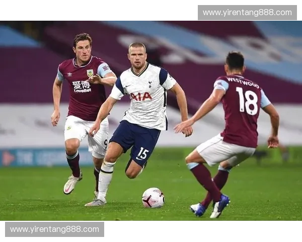 以禁区逼抢为核心构建高压防守体系提升比赛控制力与攻防转换效率策略研究